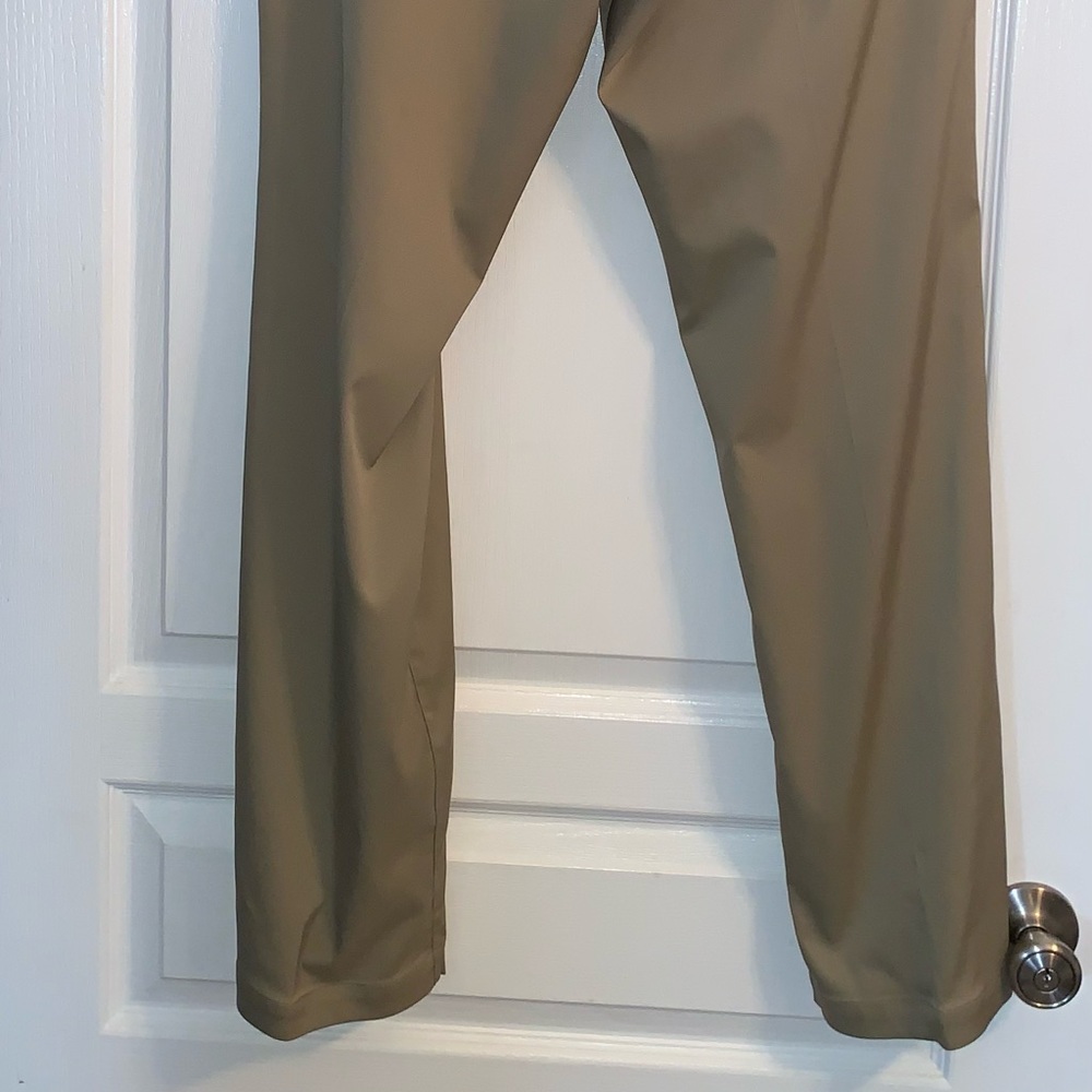 NIKE performance khaki golf polyester pants MENS size 36 X 32 - Picture 9 of 15